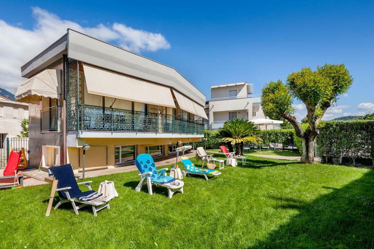 Hotel Villa Teresa Loano Buitenkant foto